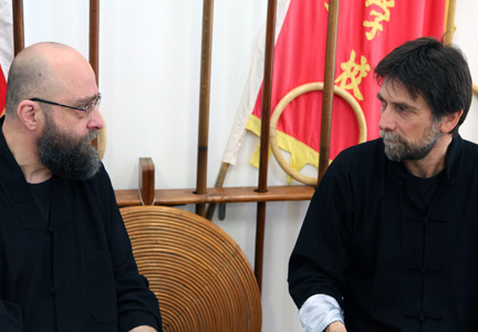 το Ε.ΠΟ.ΚΕ.Σ. καλωσορίζει το Γιονγκ Τσουν Τσουάν