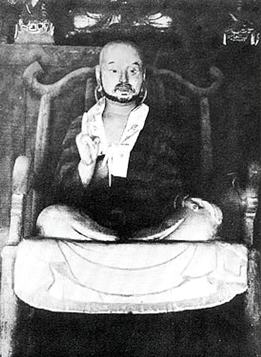 1920. Άγαλμα του Μποντιντάρμα στην Αίθουσα του Πρώτου Πατριάρχη
