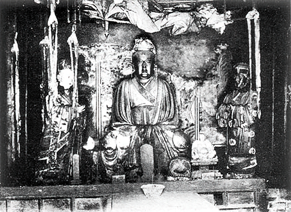 1920. Άγαλμα του Βούδα στο Ναό του Δεύτερου Πατριάρχη